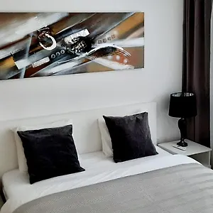 Apartamento Apart Sky Hauptbahnhof With Balcony, Viena