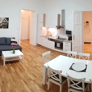 Apartamento Living - Naschmarkt, Viena